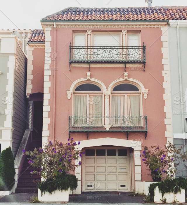Ένα ροζ σπίτι στο Σαν Φρανσίσκο online παζλ