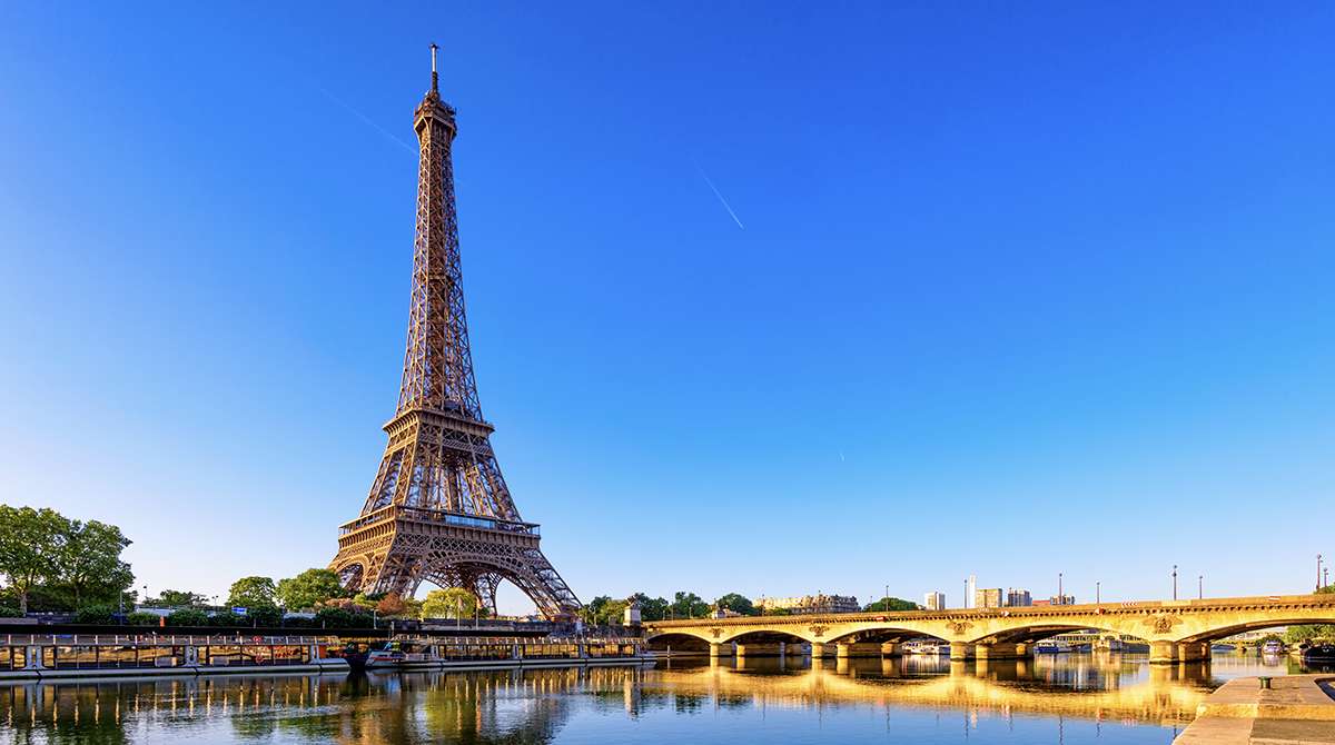 De Eiffel Tour / Parijs Frankrijk legpuzzel online