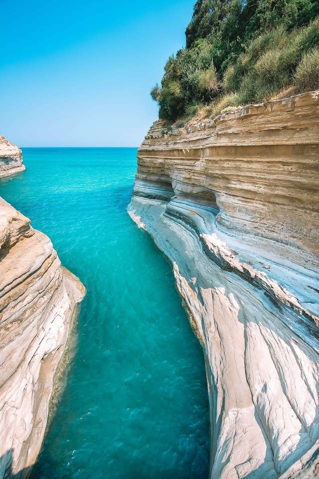 Sidari kusten av Korfu pussel på nätet