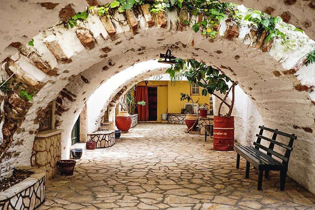 Mosteiro Paleokastritsa em Corfu puzzle online