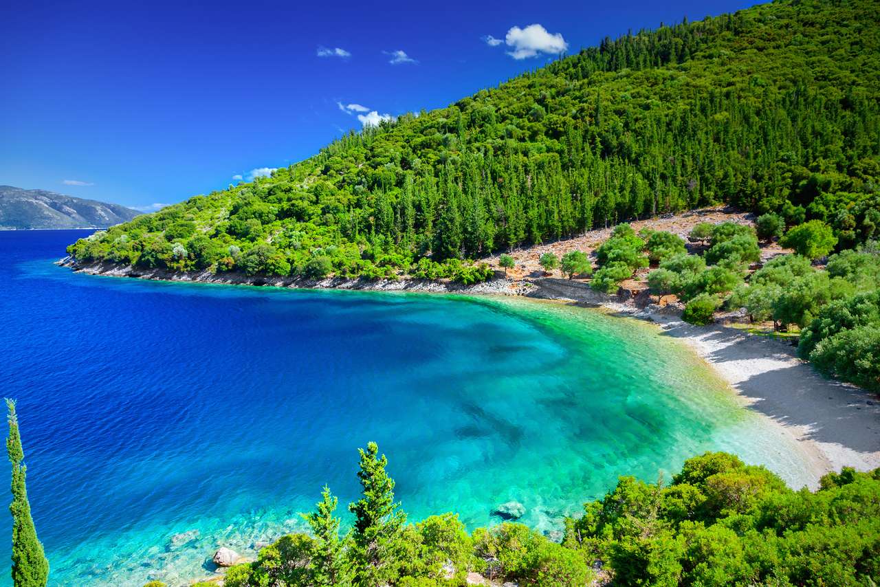 Beautiful coast of Corfu online puzzle