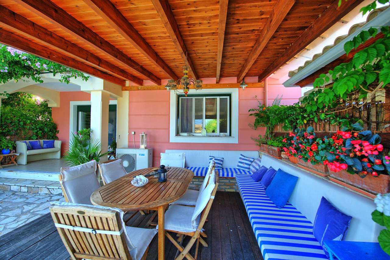 Ferienhaus auf der Insel Korfu Online-Puzzle