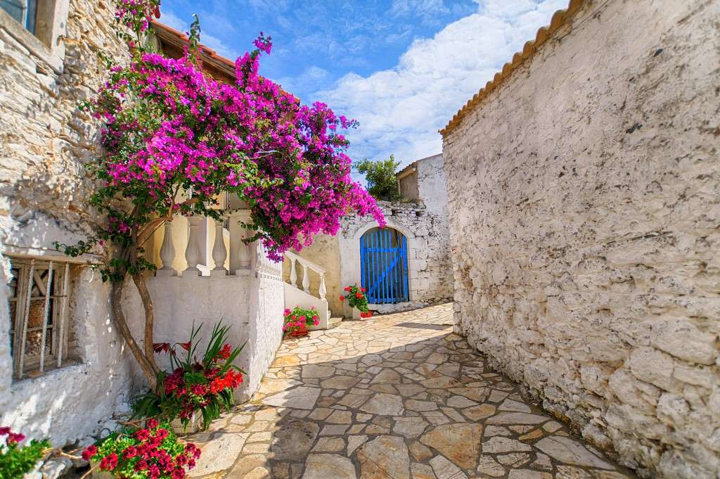 Agios Spyridon Ort auf der Insel Korfu Puzzlespiel online