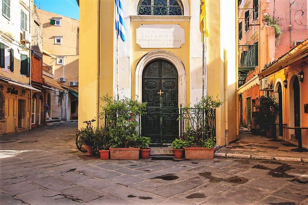 Iglesia de la ciudad de Corfú St. Spyridon Island Corfu rompecabezas en línea