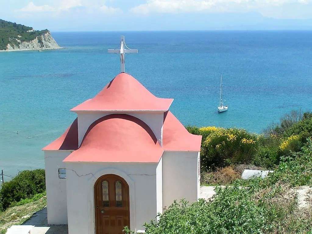Эрикусса Диапонтийские острова Греция пазл онлайн