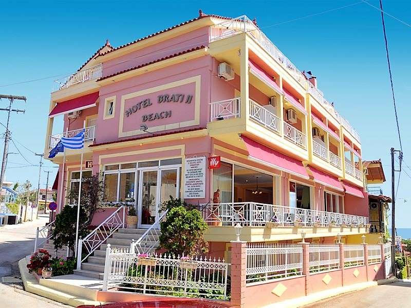 Arkudi Ionian Island Hotel online puzzle