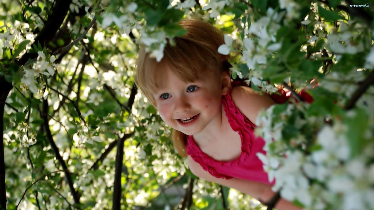 Дете, което обича цветя онлайн пъзел