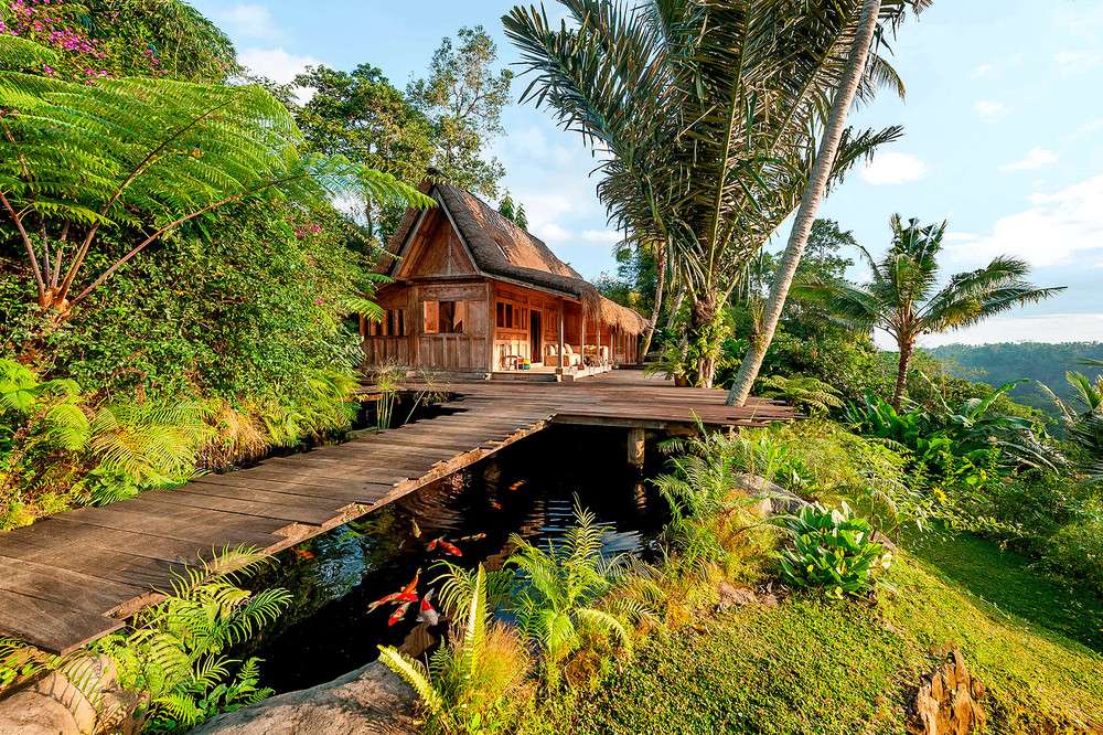 Бамбуковый дом на острове Бали пазл онлайн