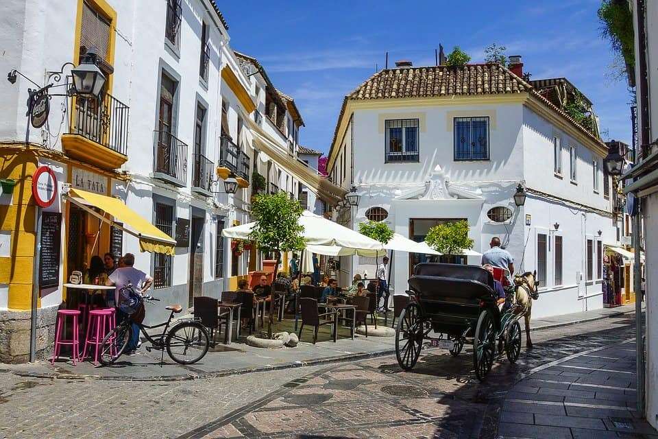 Uma rua em Córdoba puzzle online