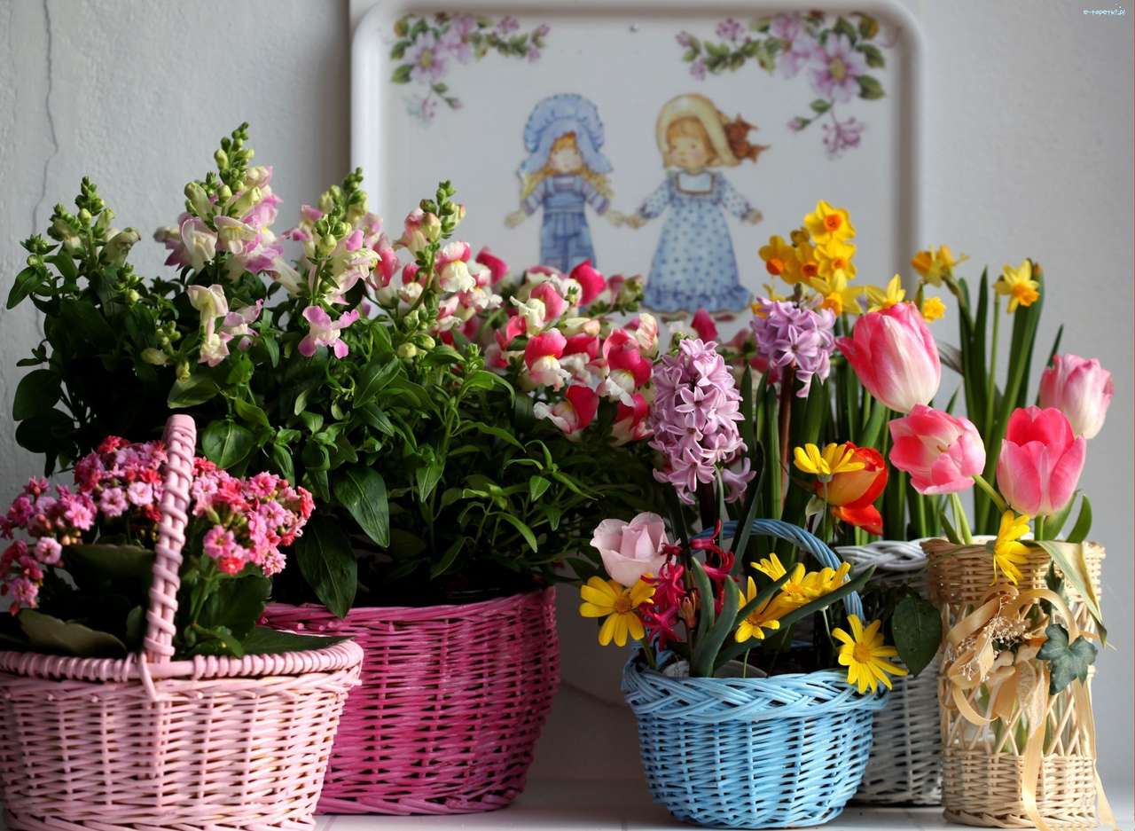 Kleurrijke bloemen in manden online puzzel
