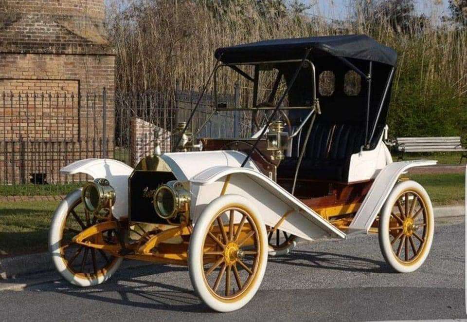 1909 Hupmobile Runabout. skládačky online