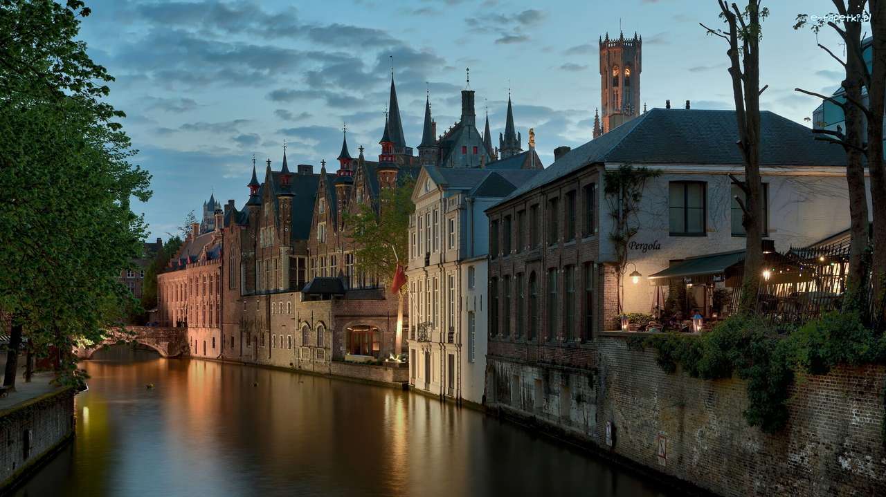 Canal de agua en Bélgica rompecabezas en línea