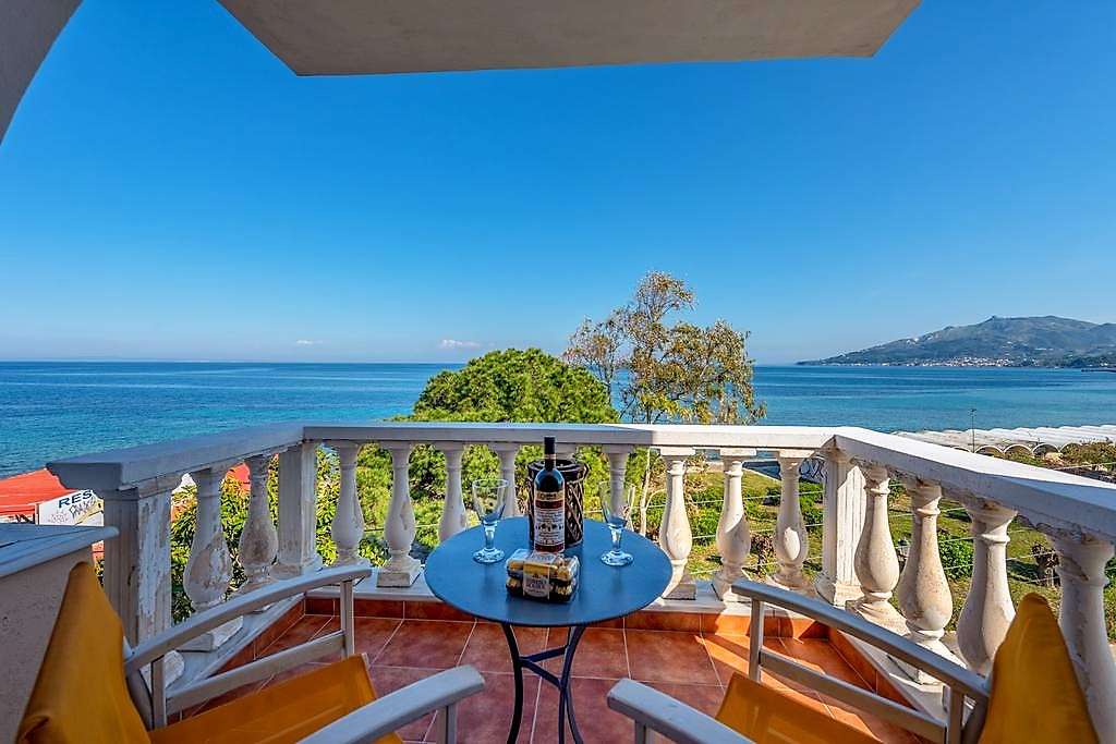 Vakantieappartement met uitzicht op zee op het eiland Zakynthos legpuzzel online