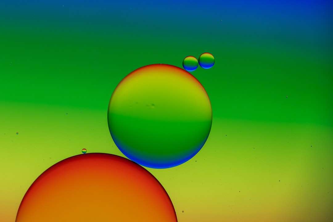 Illustrazione di sfera blu e arancione puzzle online