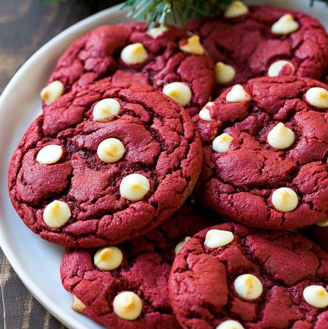 Piros cookie-k kirakós online