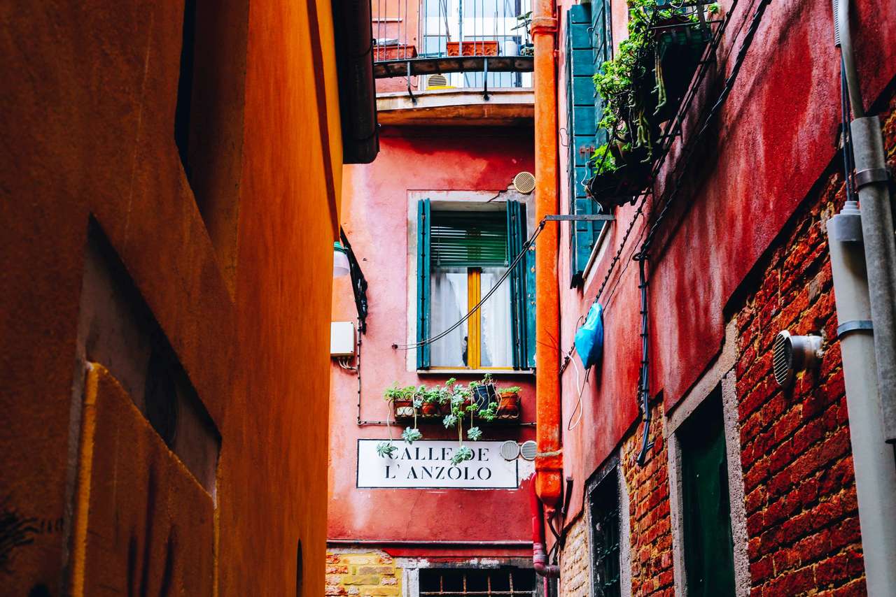 Straat van L'Anzolo - Venetië legpuzzel online