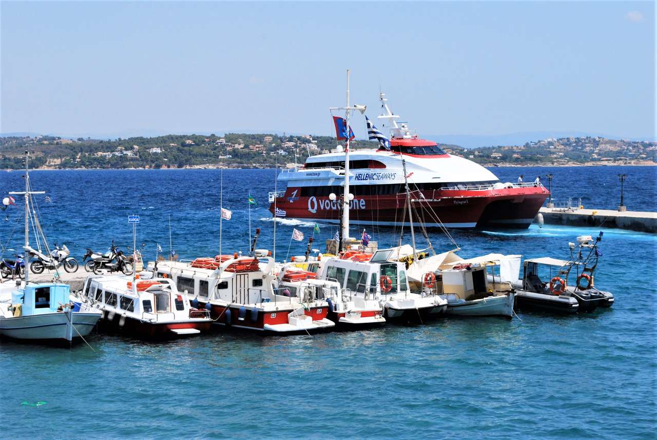 Spetses Greek island jigsaw puzzle online