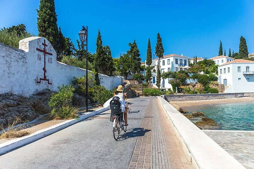 Грецький острів Спецес пазл онлайн
