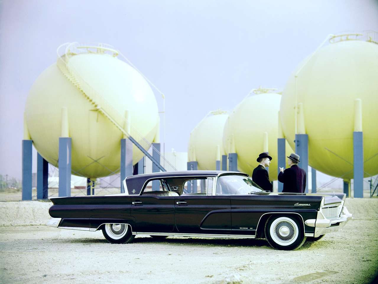 1959 Lincoln Continental Mark IV Landau pussel på nätet