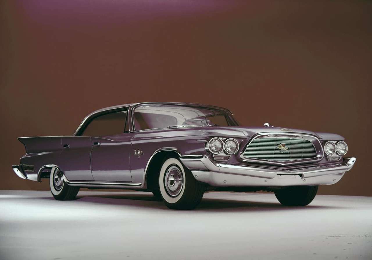 1960 Chrysler New Yorker hardtop sedan pussel på nätet