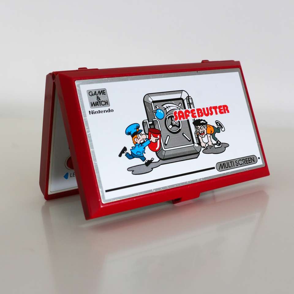 Красно-белая коробка с принтом Микки Мауса пазл онлайн