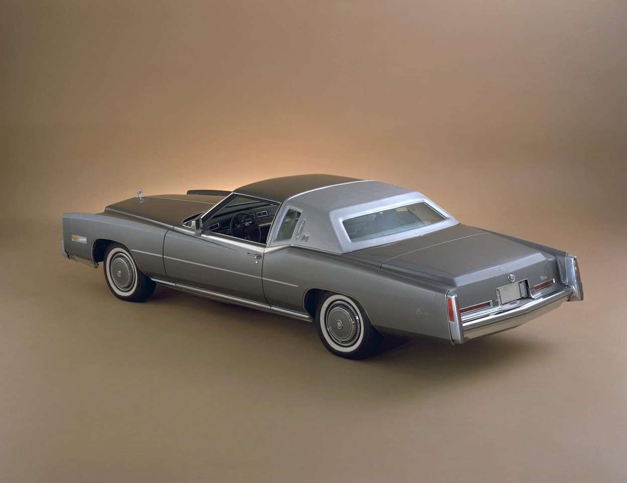 1976 Cadillac Eldorado Biarritz онлайн пъзел