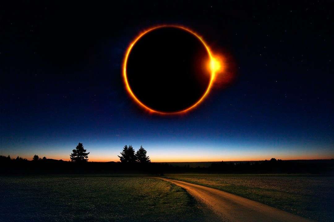 Os eclipses puzzle online
