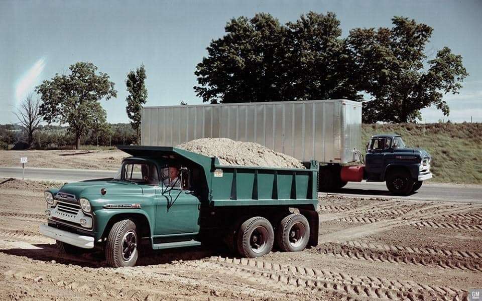 1959 Chevrolet Spartan Dump Truck pussel på nätet