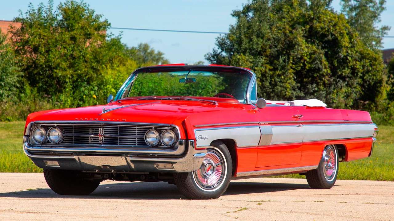 1962 Oldsmobile Starfire Convertible jigsaw puzzle online