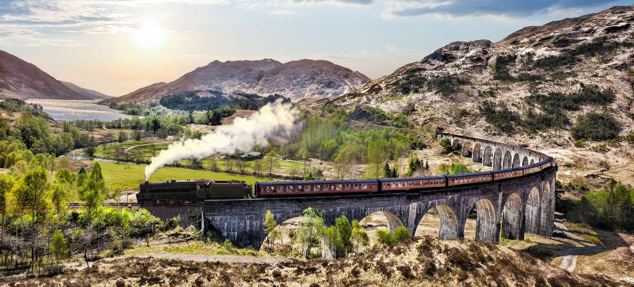 Glenfinnan järnväg viadukt pussel på nätet