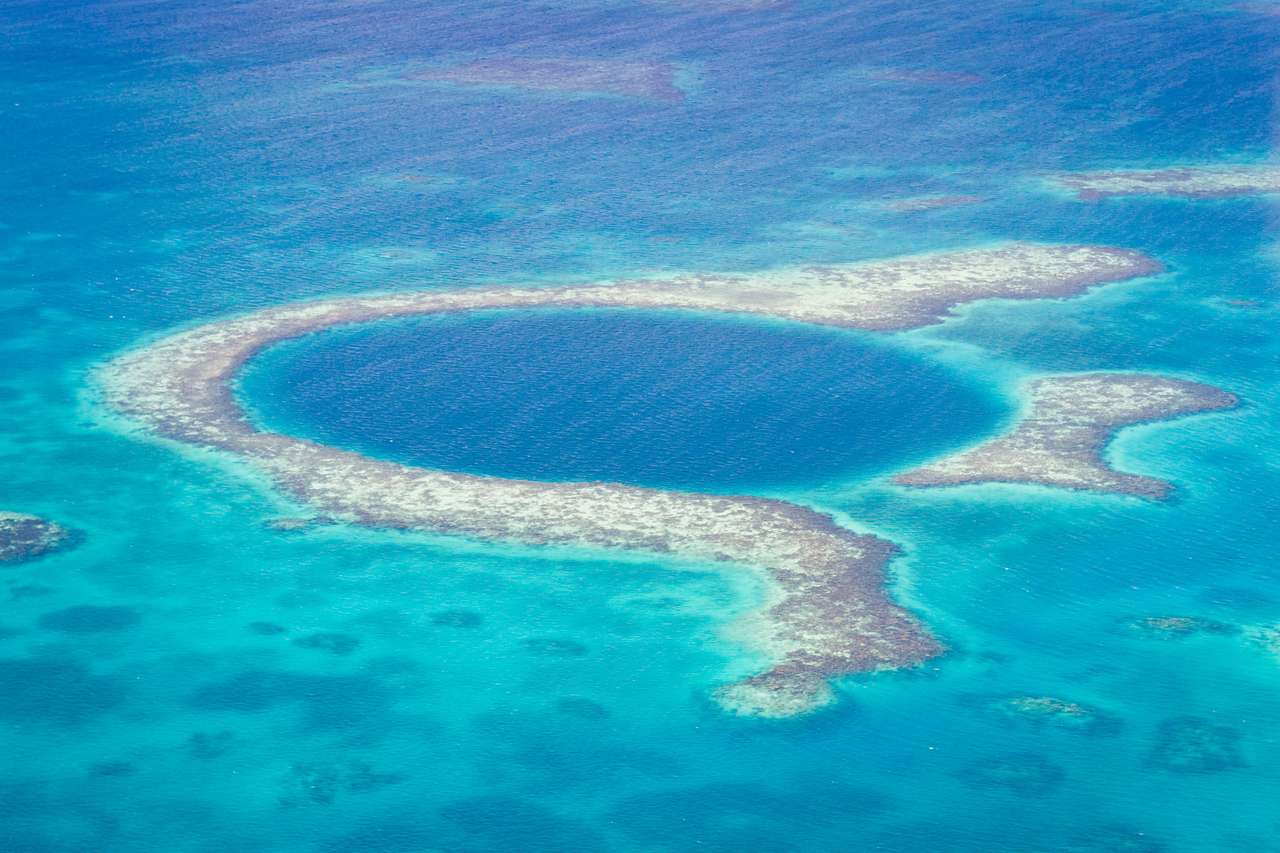Laguna mimo pobřeží Belize skládačky online