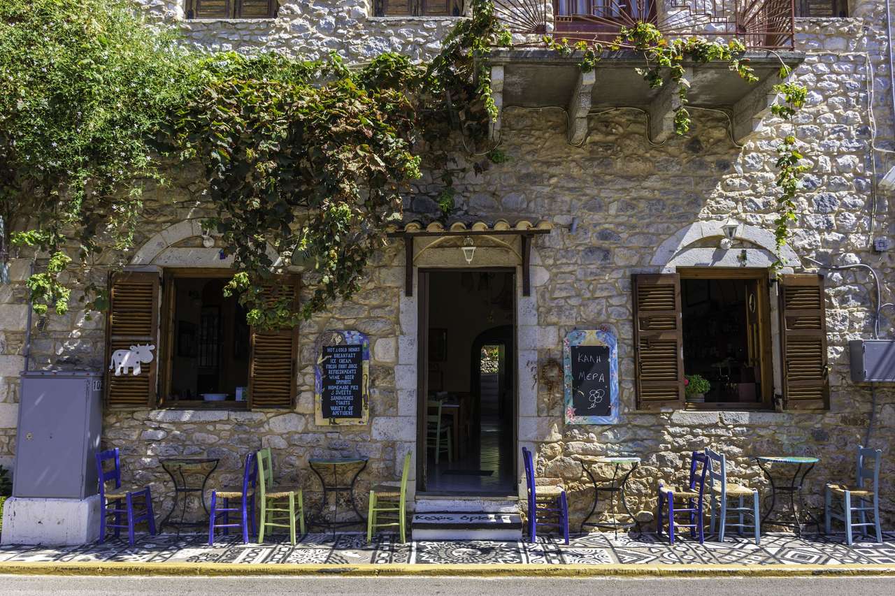 Řecká taverna skládačky online