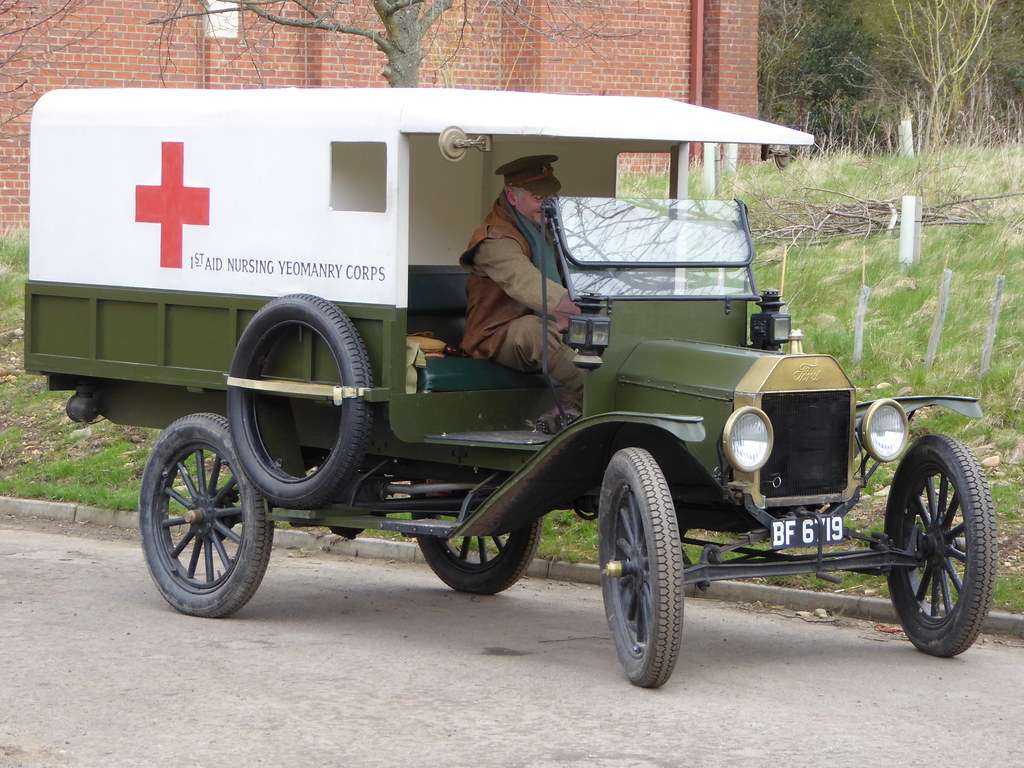 Ford- ambulancia - 1915 rompecabezas en línea