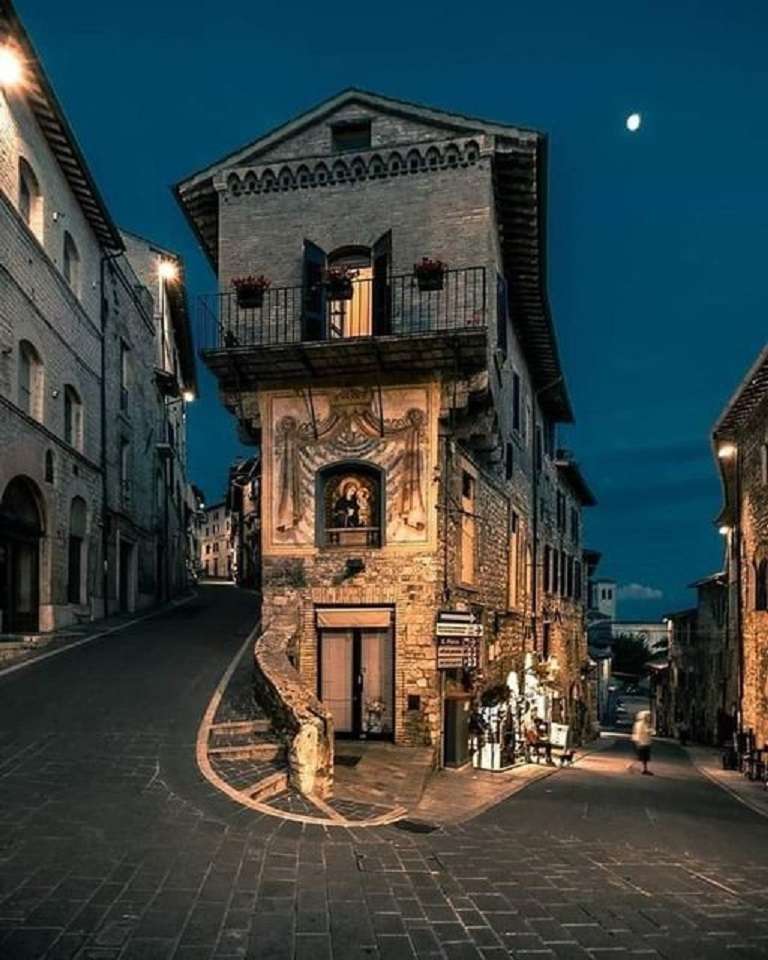 Assisi in der Nacht. Online-Puzzle
