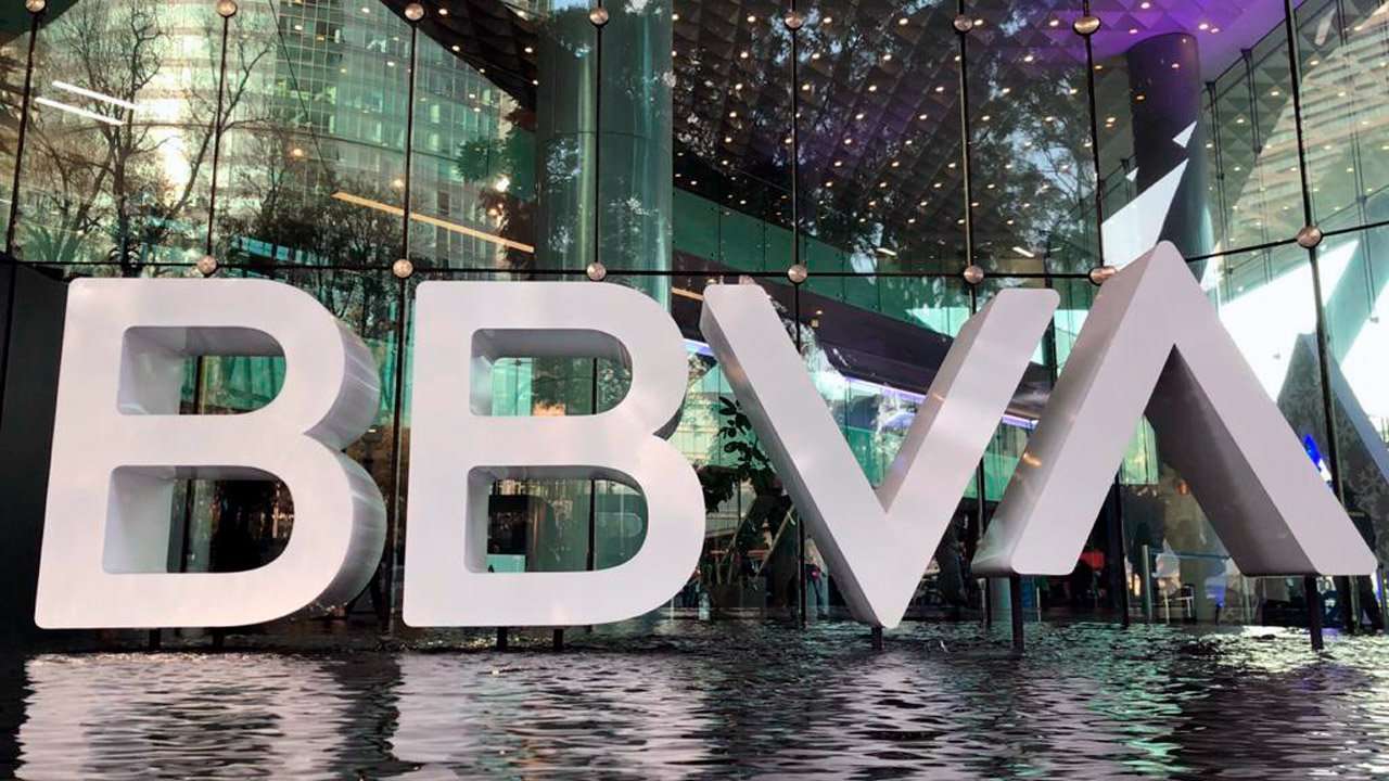 BBVA white letters jigsaw puzzle online