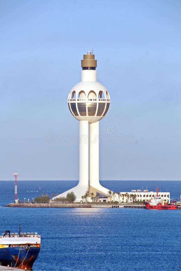 Leuchtturm als Symbol des Hafens in Jeddah Puzzlespiel online
