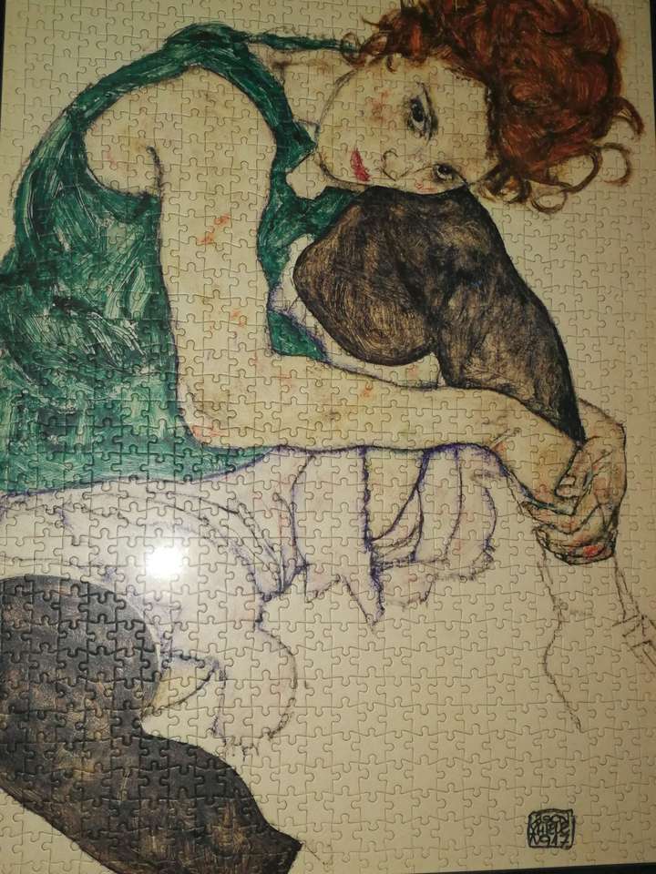 Femeie maro și verde jigsaw puzzle online