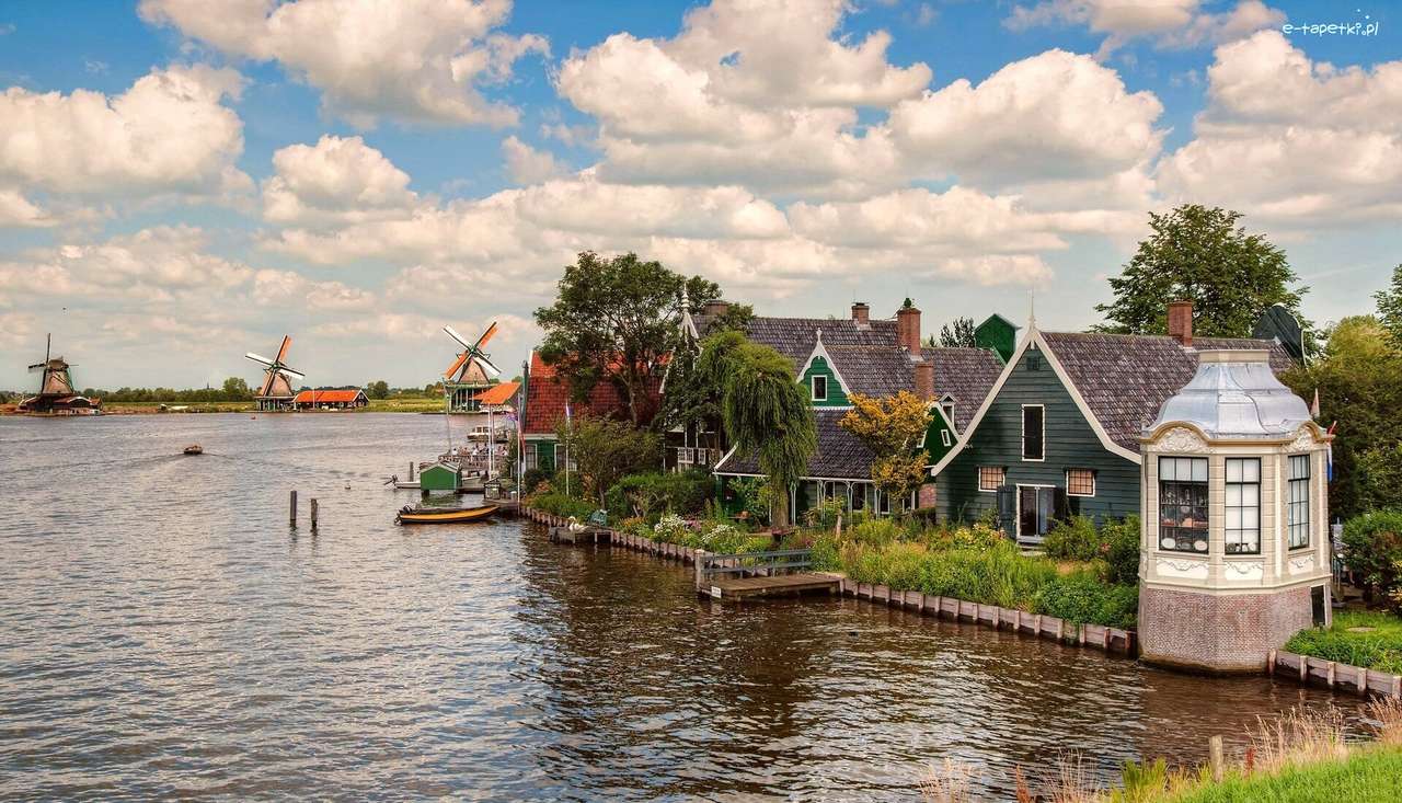 Větrné mlýny, domy na řece v Nizozemsku skládačky online
