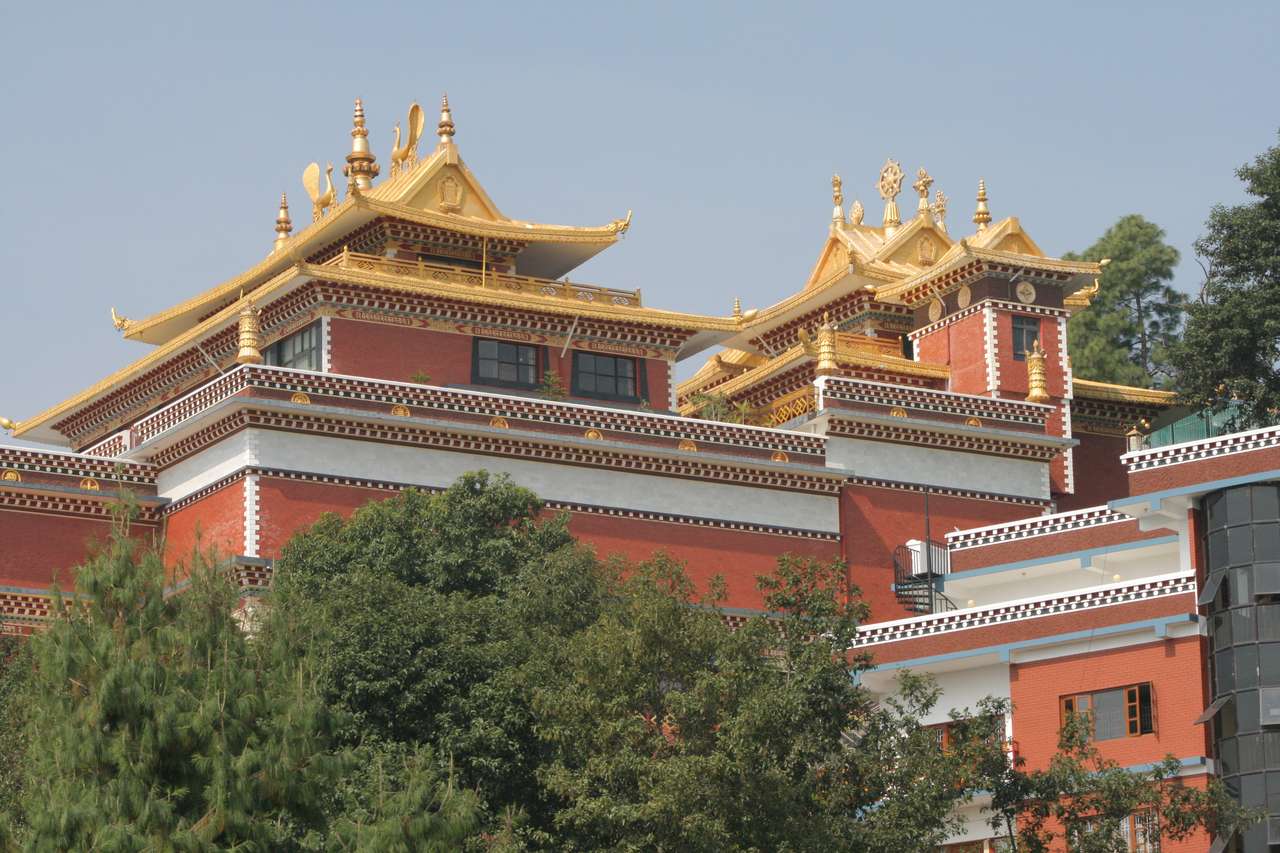 Buddhistiska klosterkomplexet pussel på nätet