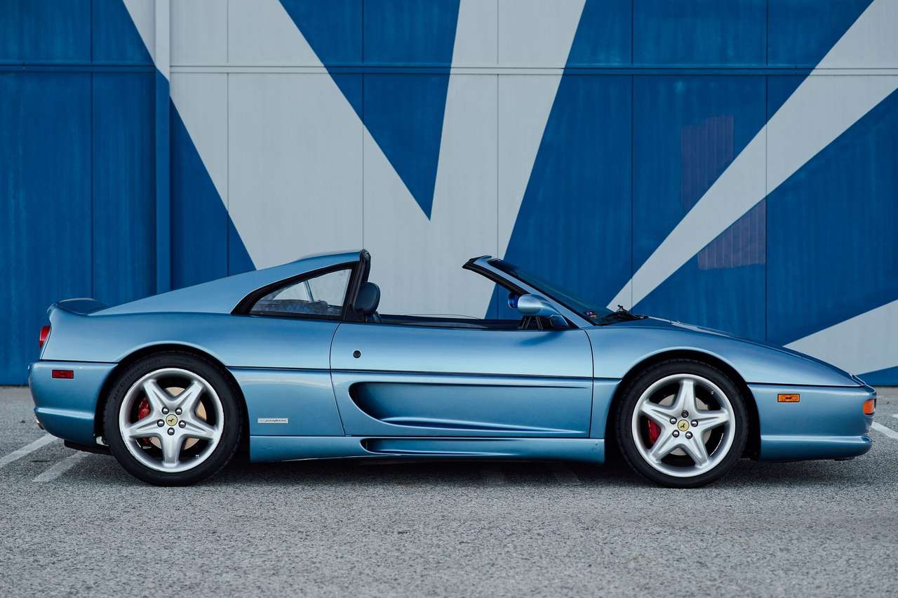 1999 Ferrari F355 GTS F1 rompecabezas en línea