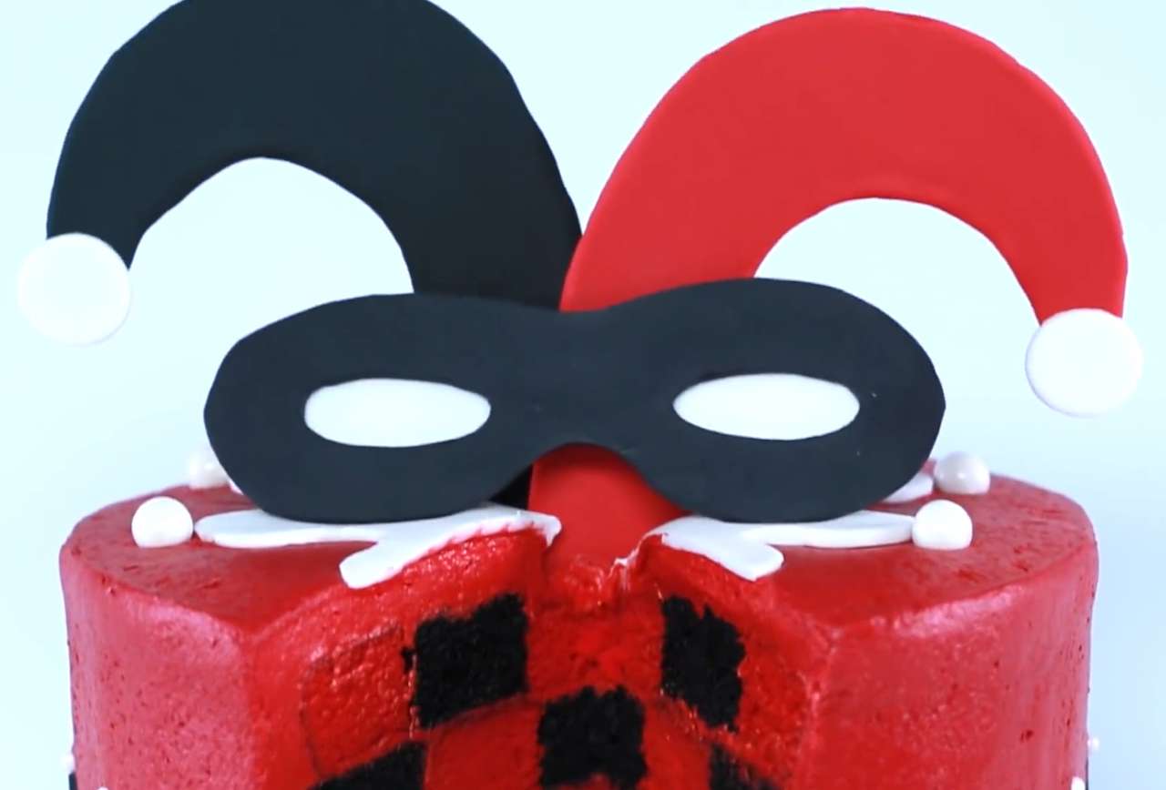Harley Quinn Cake❤️❤️❤️. puzzle online