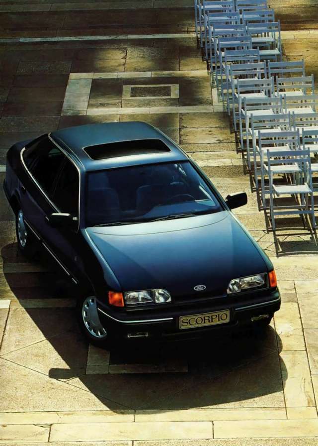 Ford Scropio Ghia 1987 року випуску онлайн пазл
