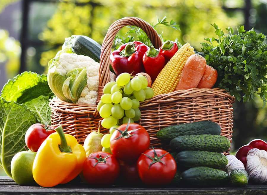 Verduras frescas y frutas. rompecabezas en línea
