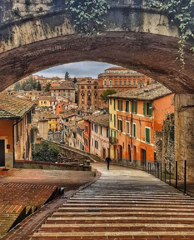 << Perugia >>. jigsaw puzzle online