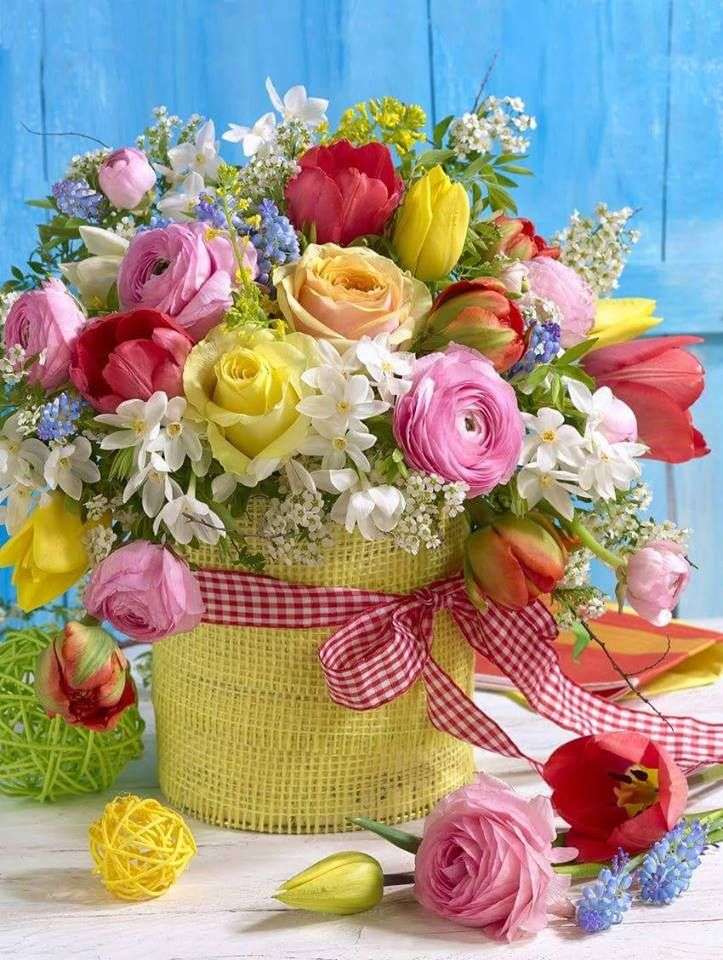 A large bouquet of flowers jigsaw puzzle online