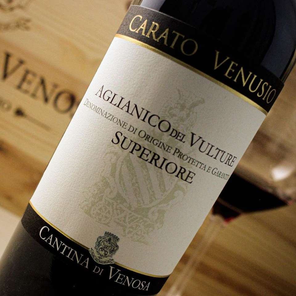 Aglianico egy nagy olasz bor kirakós online