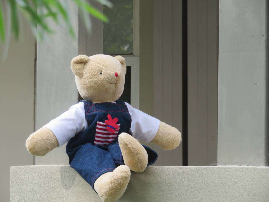 Plüsch sitzend Teddybär Puzzlespiel online