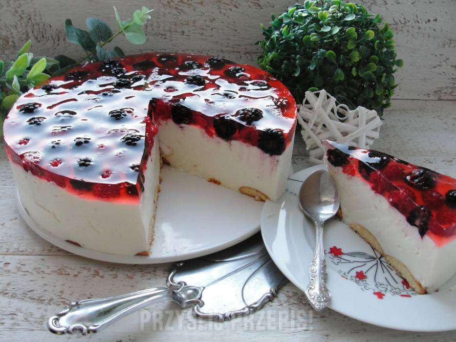 Koude cheesecake met fruit legpuzzel online