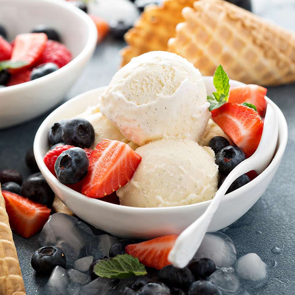 Crème glacée avec fruits puzzle en ligne