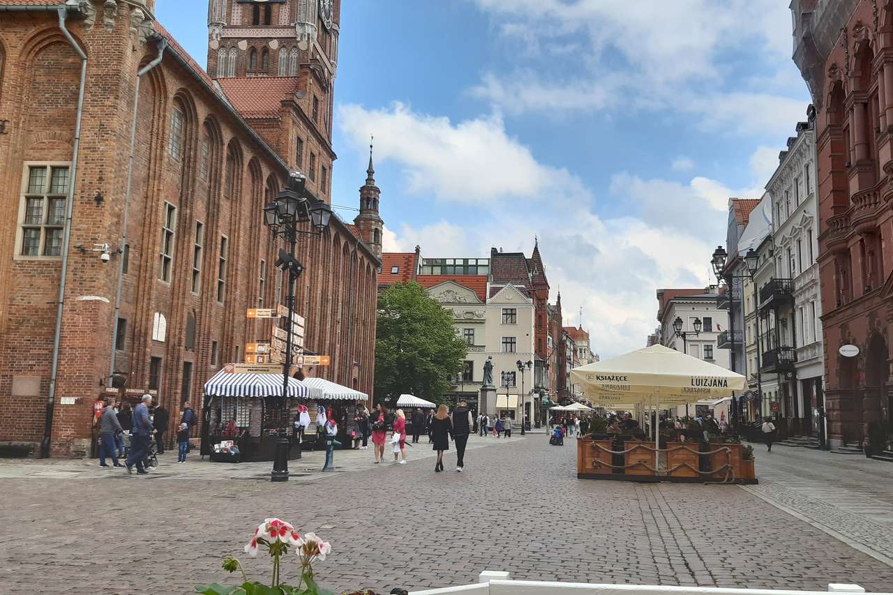Toruń straat in de oude stad legpuzzel online